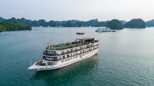 Amanda Cruise Hạ Long – Lan Hạ | Du thuyền 5 sao 2N1Đ & 3N2Đ