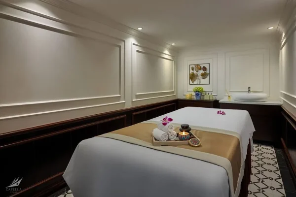 Du Thuyền Capella Cruise 5 Sao – Hành Trình 2N1Đ Vịnh Lan Hạ & Hạ Long