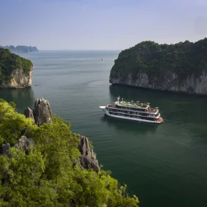 Tour Du Thuyền Dora Cruise Hạ Long – Lan Hạ 5 Sao (2N1Đ & 3N2Đ)