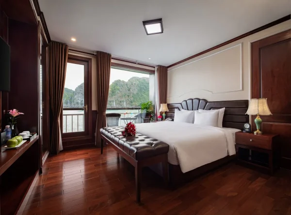 Tour Du Thuyền Dora Cruise Hạ Long – Lan Hạ 5 Sao (2N1Đ & 3N2Đ)