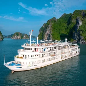 Du Thuyen Au Co Thesinhcafetouristcomvn 11