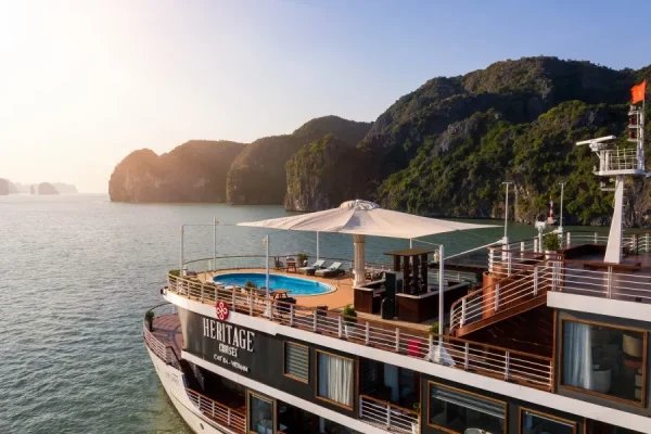 Du thuyền Heritage Cruise 5 Sao – Hành Trình 2 Ngày 1 Đêm Khám Phá Vịnh Lan Hạ