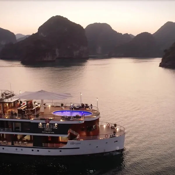 Du Thuyền Heritage Cruise 5 Sao – Hành Trình 2 Ngày 1 Đêm Khám Phá Vịnh Lan Hạ