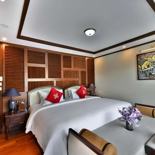 Du Thuyền Heritage Cruise 5 Sao – Hành Trình 2 Ngày 1 Đêm Khám Phá Vịnh Lan Hạ