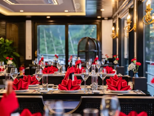 Du Thuyền La Casta Cruise Lan Hạ – Tour 2N1Đ & 3N2Đ Cao Cấp