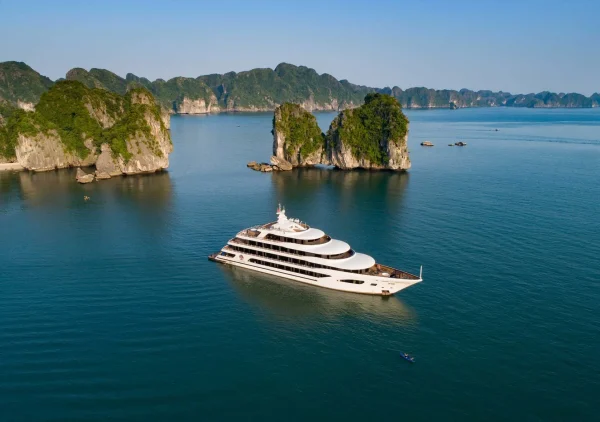 Scarlet Pearl Cruise Vinh Lan Ha 11