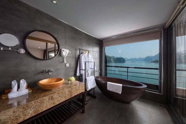 Scarlet Pearl Cruise Vinh Lan Ha 14