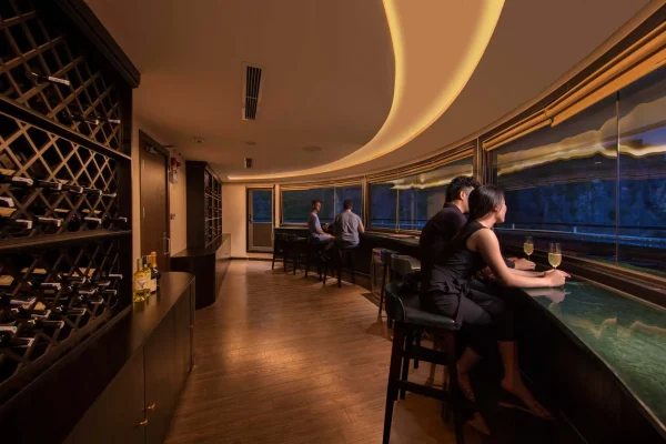 Scarlet Pearl Cruise Vinh Lan Ha 23