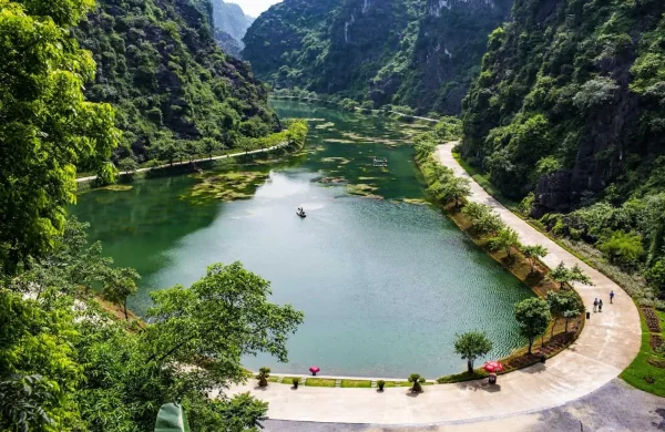 Tour Ba Khan Lòng Hồ Hòa Bình 2N1Đ – Bakhan Village Resort, Vịnh Ngòi Hoa