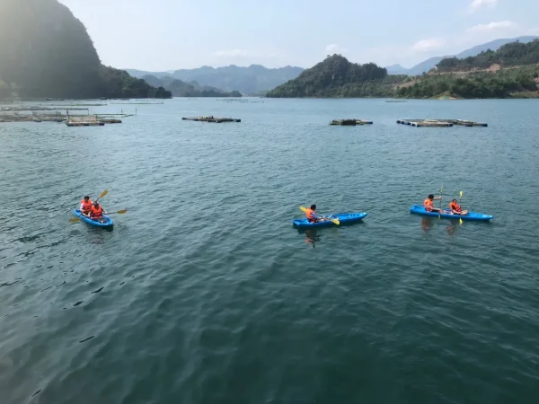 Tour Ba Khan Lòng Hồ Hòa Bình 2N1Đ – Bakhan Village Resort, Vịnh Ngòi Hoa