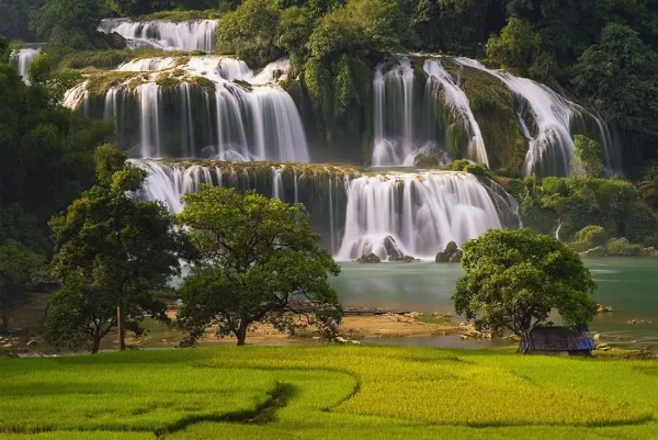Tour Cao Bằng Núi Thủng Hồ Thang Hen 2N3Đ - TheSinhCafe
