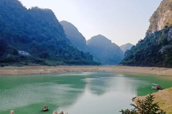 Tour Cao Bằng Núi Thủng Hồ Thang Hen 2N3Đ - TheSinhCafe