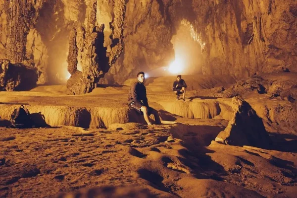 Tour Cao Bằng Núi Thủng Hồ Thang Hen 2N3Đ - TheSinhCafe