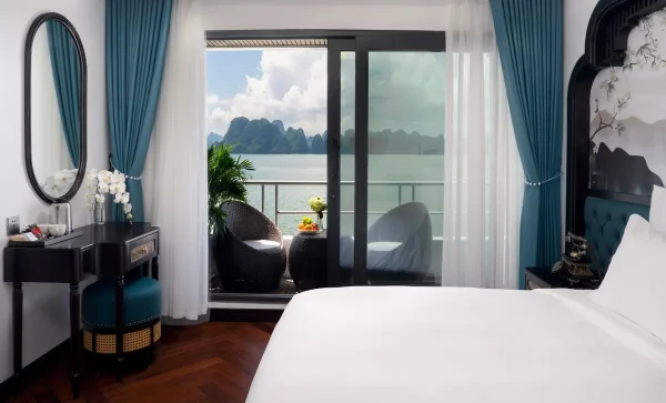 Tour Du Thuyền Catherine Cruises Hạ Long – Siêu Du Thuyền 6 Sao Đỉnh Cao