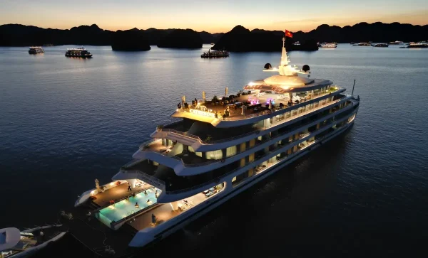 Tour Du Thuyền Catherine Cruises Hạ Long – Siêu Du Thuyền 6 Sao Đỉnh Cao