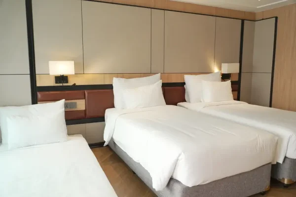 Tour Du Thuyen Luna Cruise Ha Long 1 Ngay 17