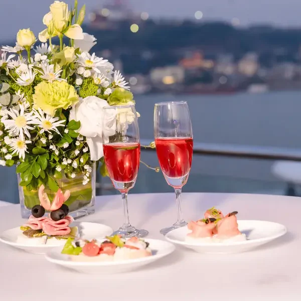 Tour Du Thuyen Luna Cruise Ha Long 1 Ngay 23