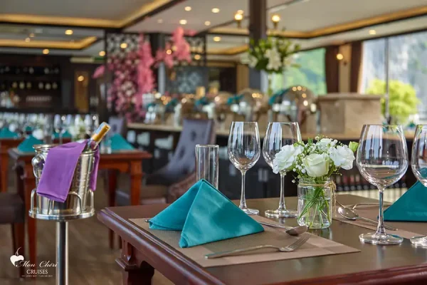 Du Thuyền Mon Cheri Cruise Hạ Long – Hành Trình 3N2Đ Vịnh Lan Hạ & Cát Bà