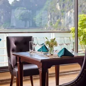 Du Thuyền Mon Cheri Cruise Hạ Long – Hành Trình 3N2Đ Vịnh Lan Hạ & Cát Bà