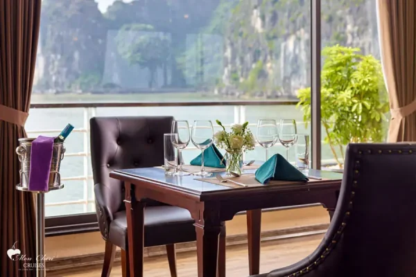 Du Thuyền Mon Cheri Cruise Hạ Long – Hành Trình 3N2Đ Vịnh Lan Hạ & Cát Bà