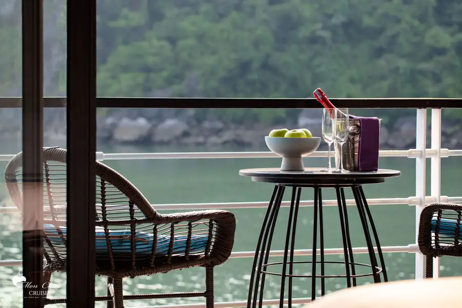 Du Thuyền Mon Cheri Cruise Hạ Long – Hành Trình 3N2Đ Vịnh Lan Hạ & Cát Bà