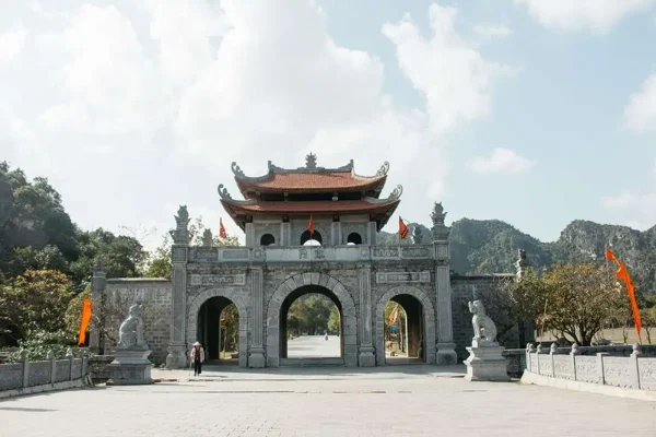 Tour Ninh Bình Pù Luông 3N2Đ – Khám Phá Tam Cốc, Hang Múa Và Pù Luông