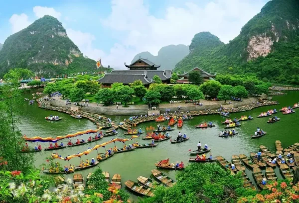 Tour Ninh Bình Hà Giang 4 Ngày 3 Đêm – Khám Phá Di Sản Và Cao Nguyên Đá Hùng Vĩ