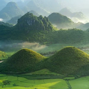Tour Ninh Bình Hà Giang 4 Ngày 3 Đêm – Khám Phá Di Sản Và Cao Nguyên Đá Hùng Vĩ