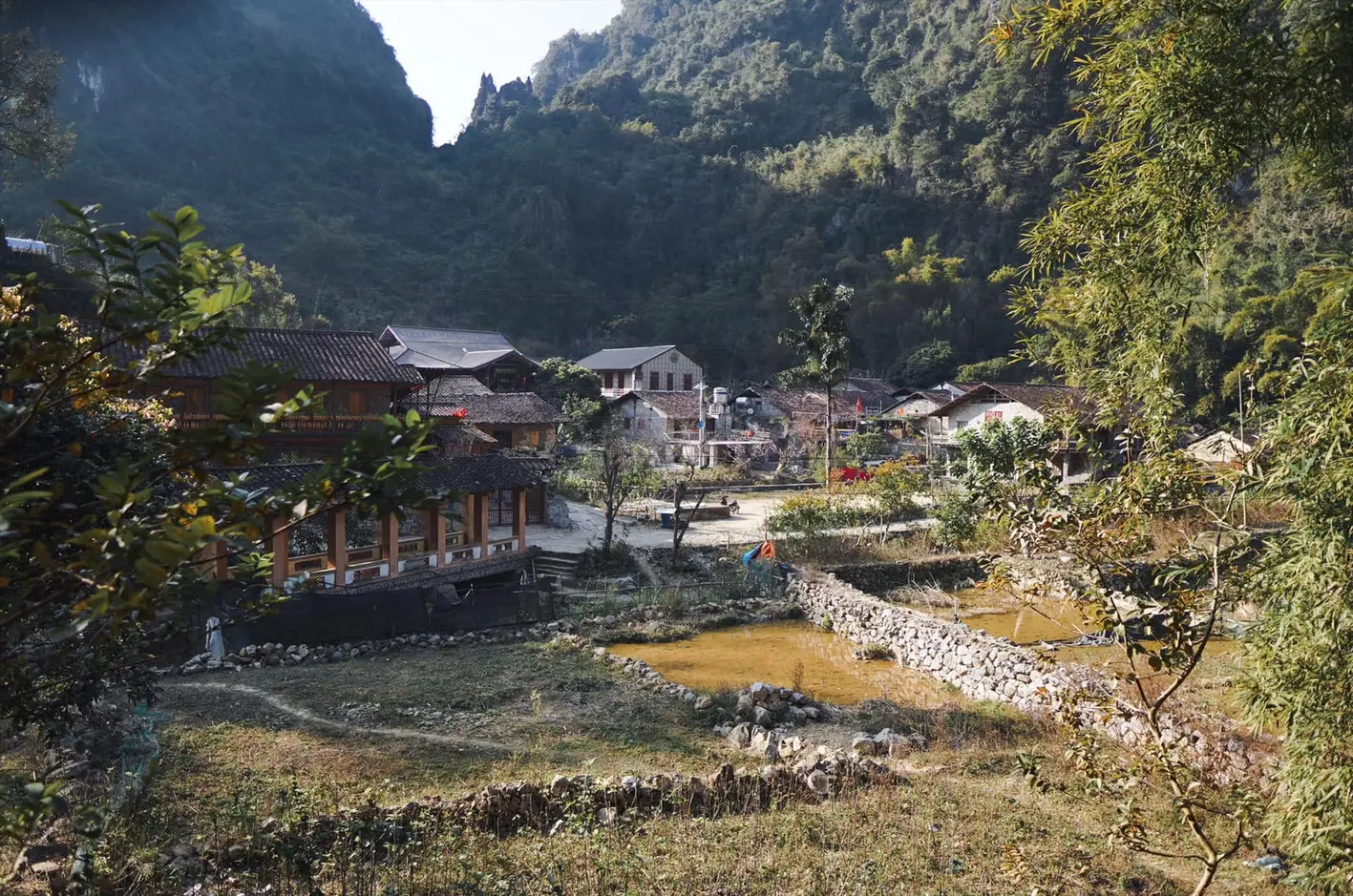 Tour Ninh Bình Hà Giang 4 Ngày 3 Đêm – Khám Phá Di Sản Và Cao Nguyên Đá Hùng Vĩ