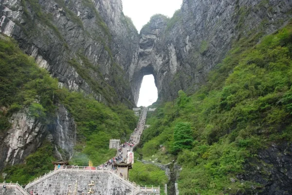 Tour Ninh Bình Hà Giang 4 Ngày 3 Đêm – Khám Phá Di Sản Và Cao Nguyên Đá Hùng Vĩ