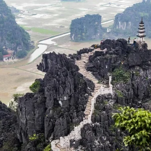 Tour Ninh Bình Hà Giang 4 Ngày 3 Đêm – Khám Phá Di Sản Và Cao Nguyên Đá Hùng Vĩ