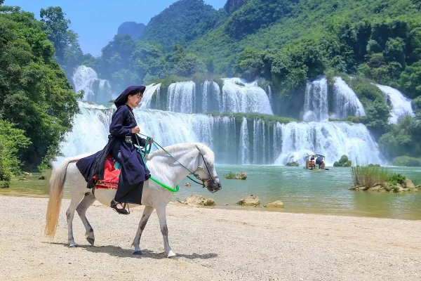 Tour Thác Bản Giốc Cao Bằng 2 Ngày 1 Đêm